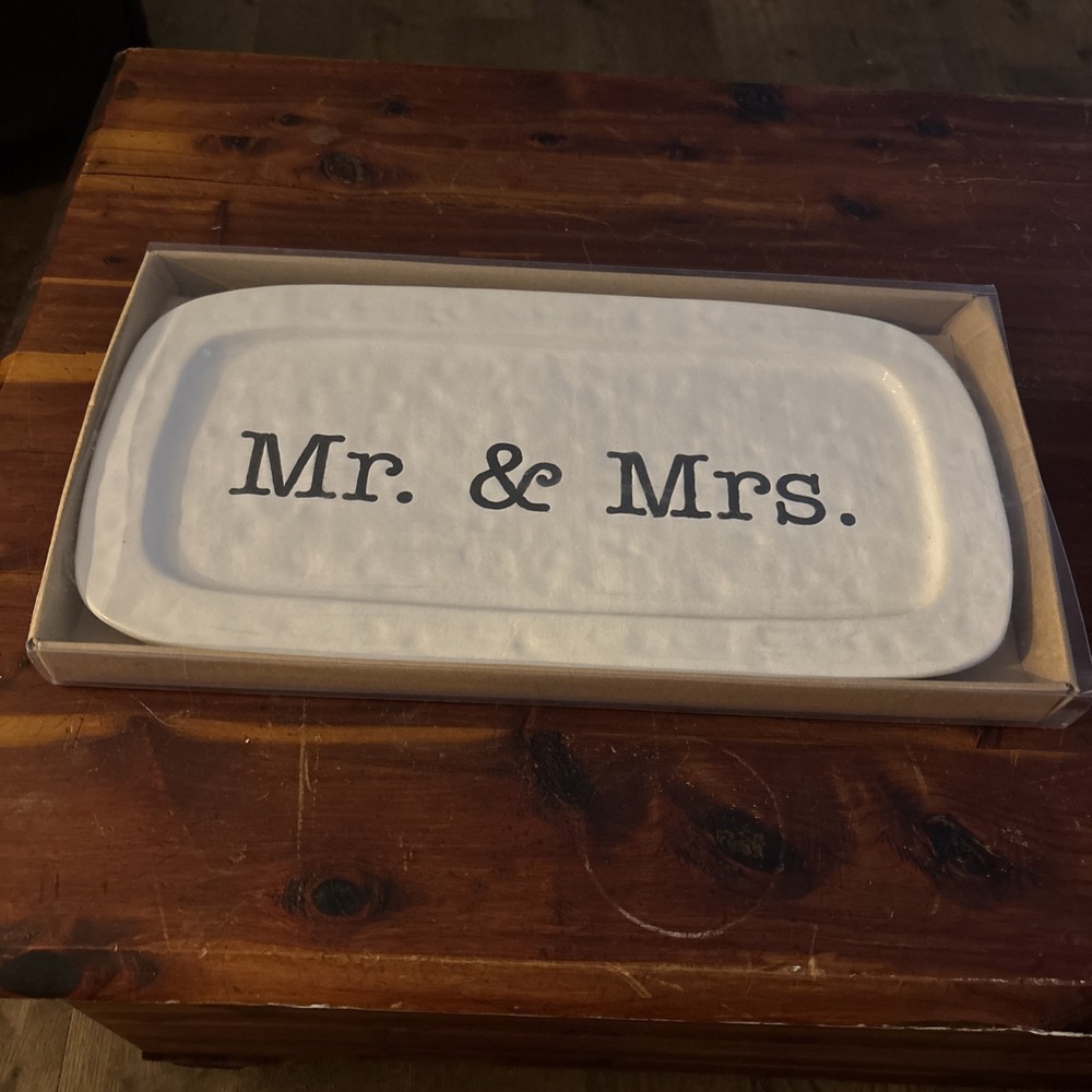 MUD PIE WEDDING HOSTESS TRAY ~"MR. & MRS." ~ 15.5" x 8" WHITE CERAMIC PLATTER ~